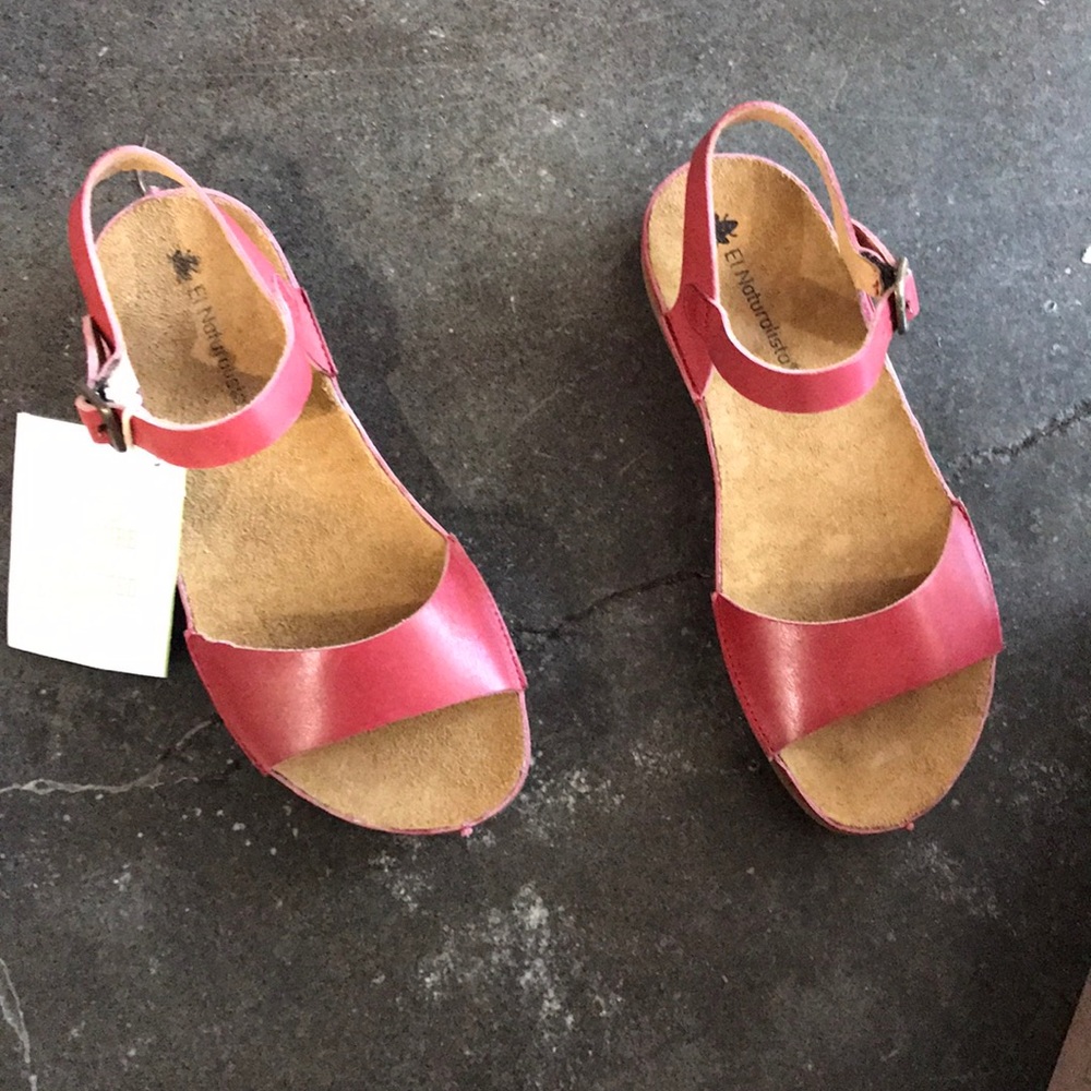 El Naturalista 5251 Sandals Red size 36